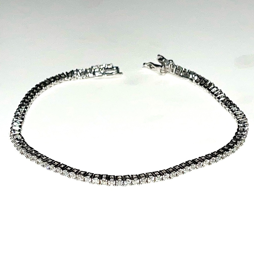 10k white gold diamond tennis bracelet